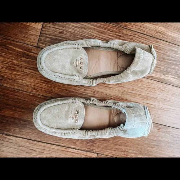 Prada Suede Scrunch Driver - Beige - Picture 3 of 6